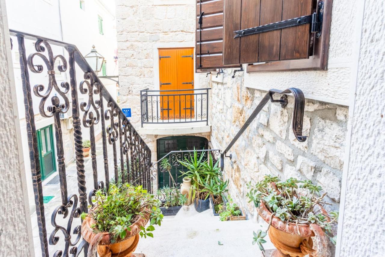 Stone House Srida Apartment Baska Voda Ngoại thất bức ảnh