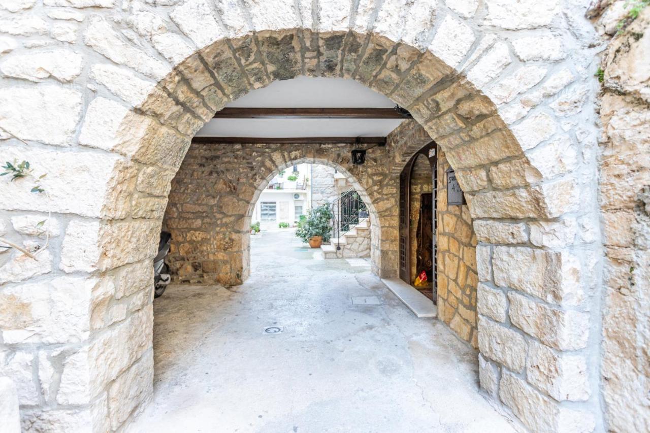 Stone House Srida Apartment Baska Voda Ngoại thất bức ảnh