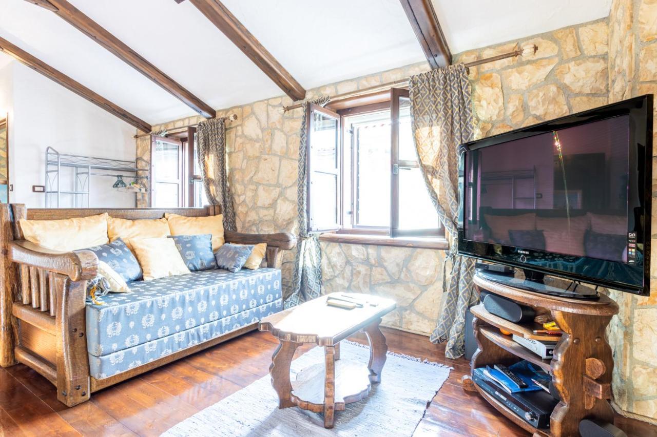 Stone House Srida Apartment Baska Voda Ngoại thất bức ảnh